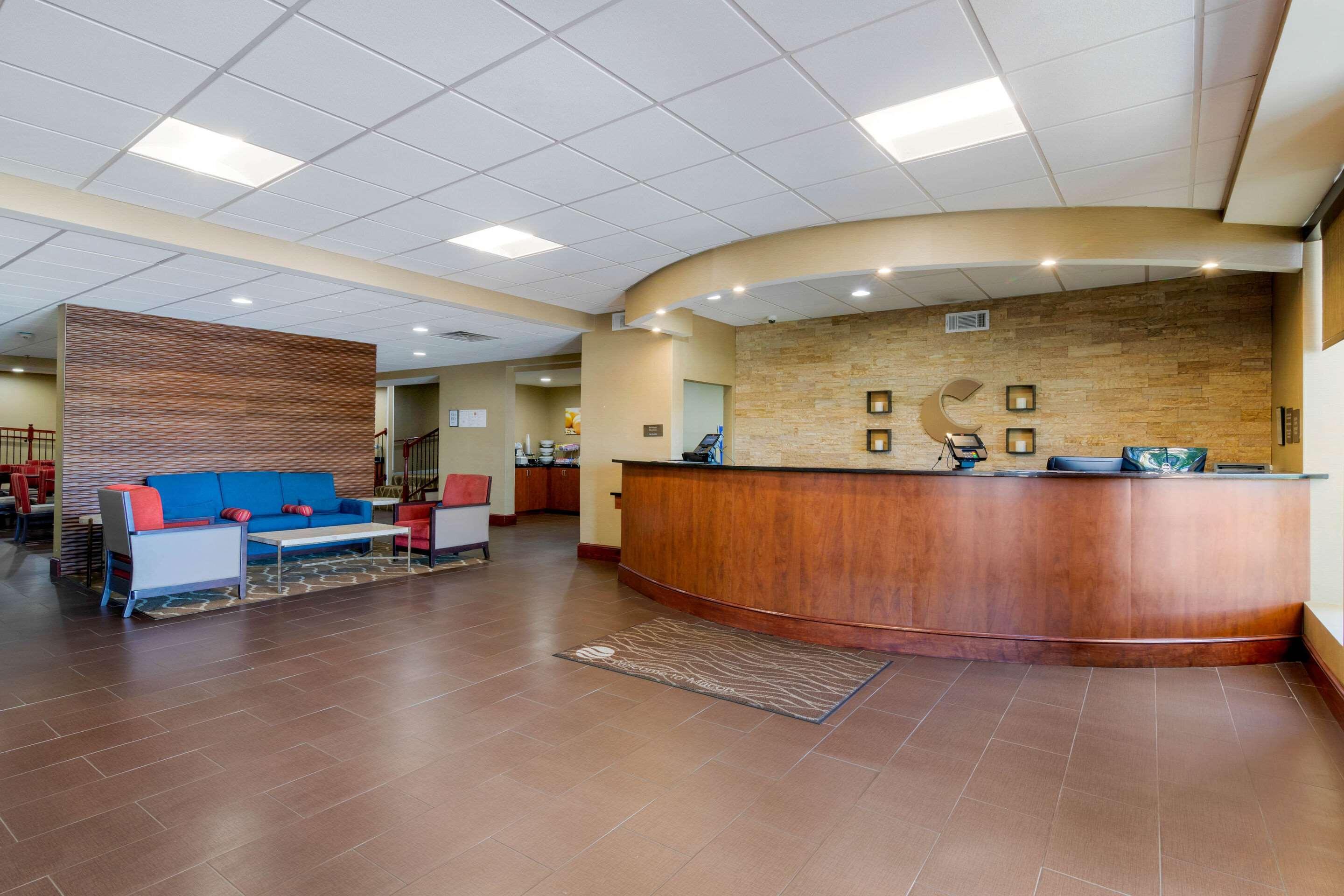 Comfort Inn & Suites Macon West Экстерьер фото